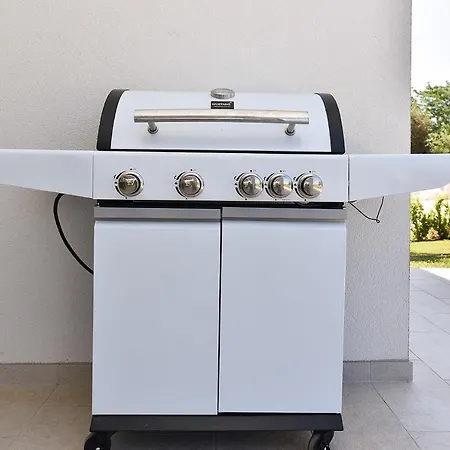 Βίλα Tamara 2044 Πούλα